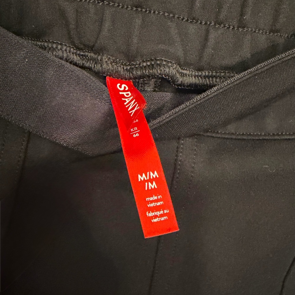 SPANX Black Women's Jogger Pants - Picture 7 of 8